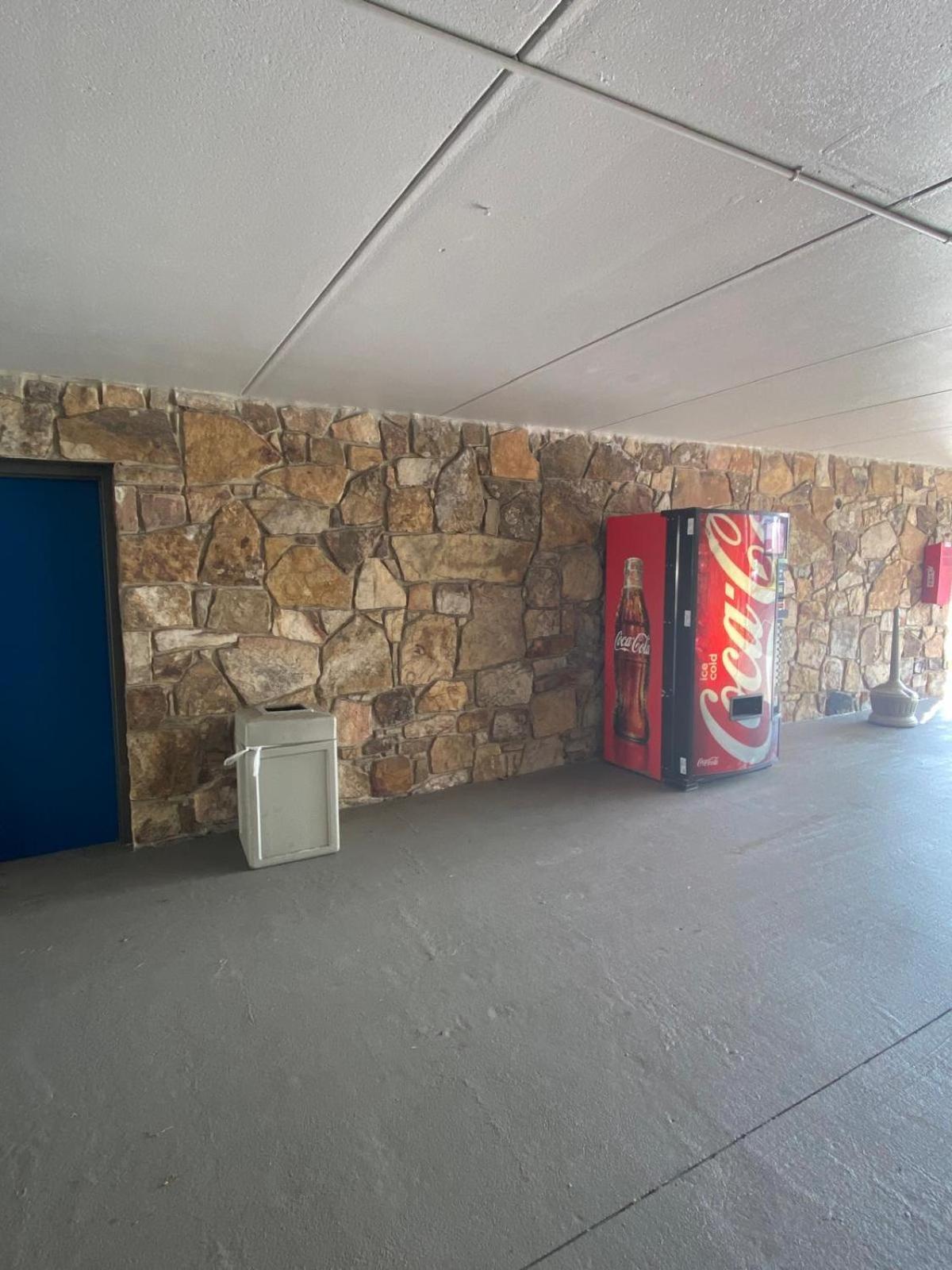 Motel 6 Manchester Tn Exterior foto